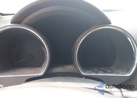 2010 Toyota Highlander Limited V6 z USA, uszkodzony, nr VIN 5TDYK3EH3AS011389